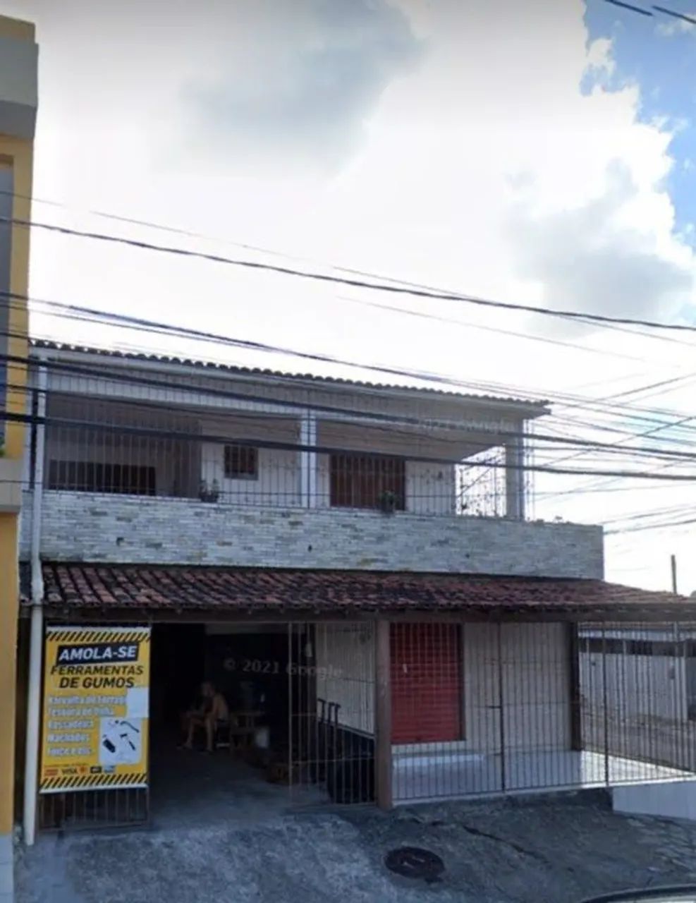 Vendo casa com salas comercias 