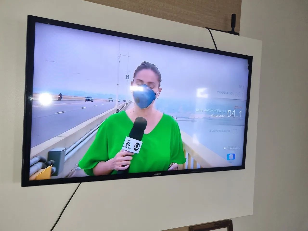 Vende-se Televisão,  32pol, Samsung  - Foto 2