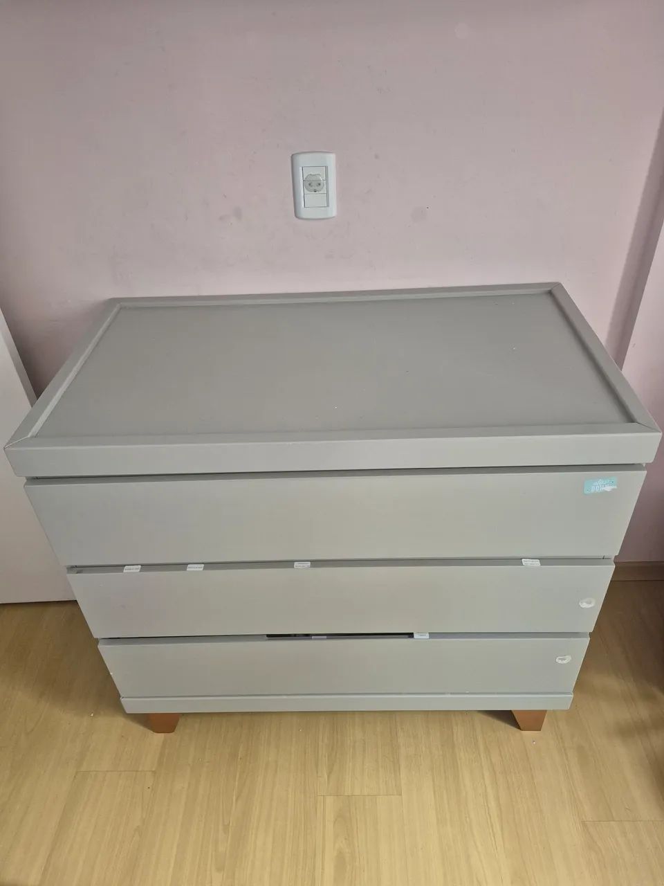 Cômoda quarto bebe