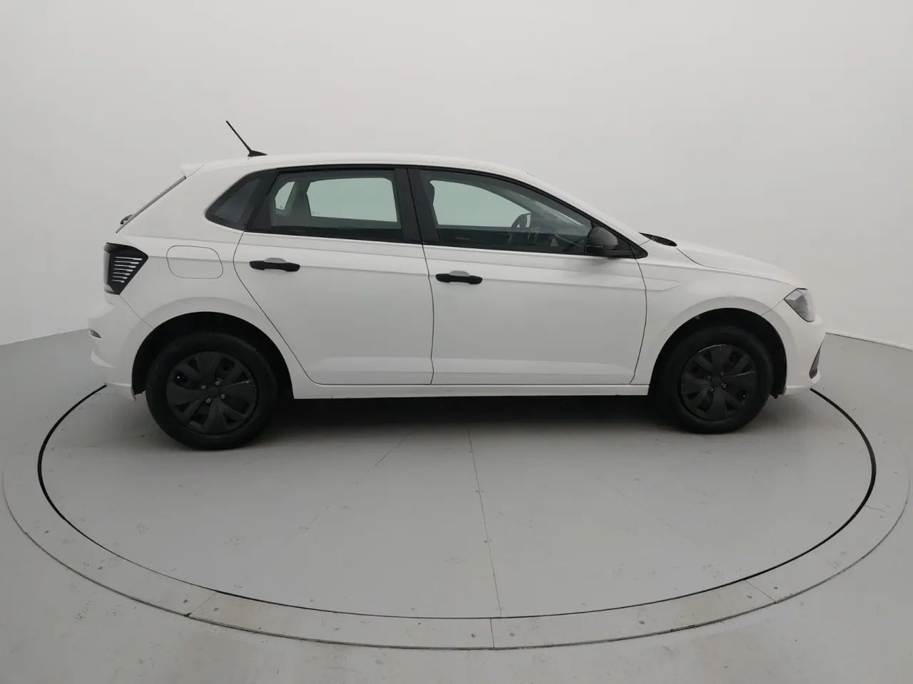 Volkswagen Polo Track 1.0 Flex 12V 5p, foto 6 de 18