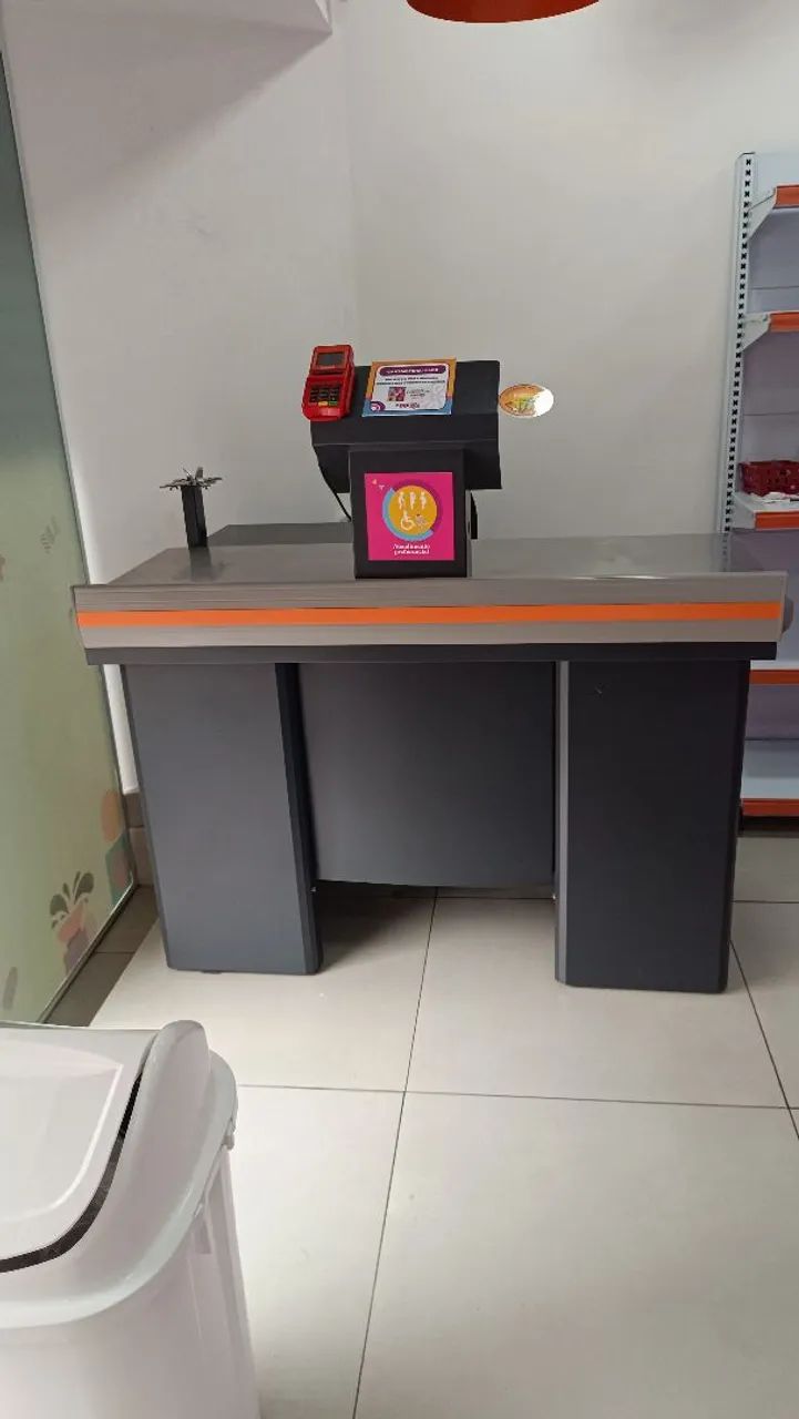 Caixa de supermercado excelente estado leitor de brinde - Foto 3