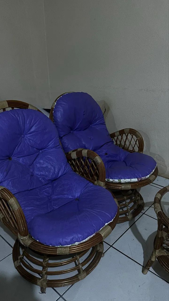 4 cadeiras de bambu + mesa de bambu com tampo de vidro + suporte de livros de bambu  - Foto 3