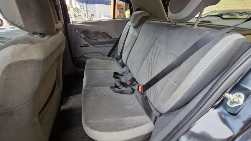 Chevrolet Agile LTZ 1.4 MPFI 8V Flexpower 5P 2011 - Foto 6