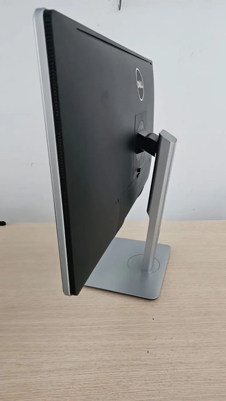 Monitor Dell 27 pol. 4K - Foto 4
