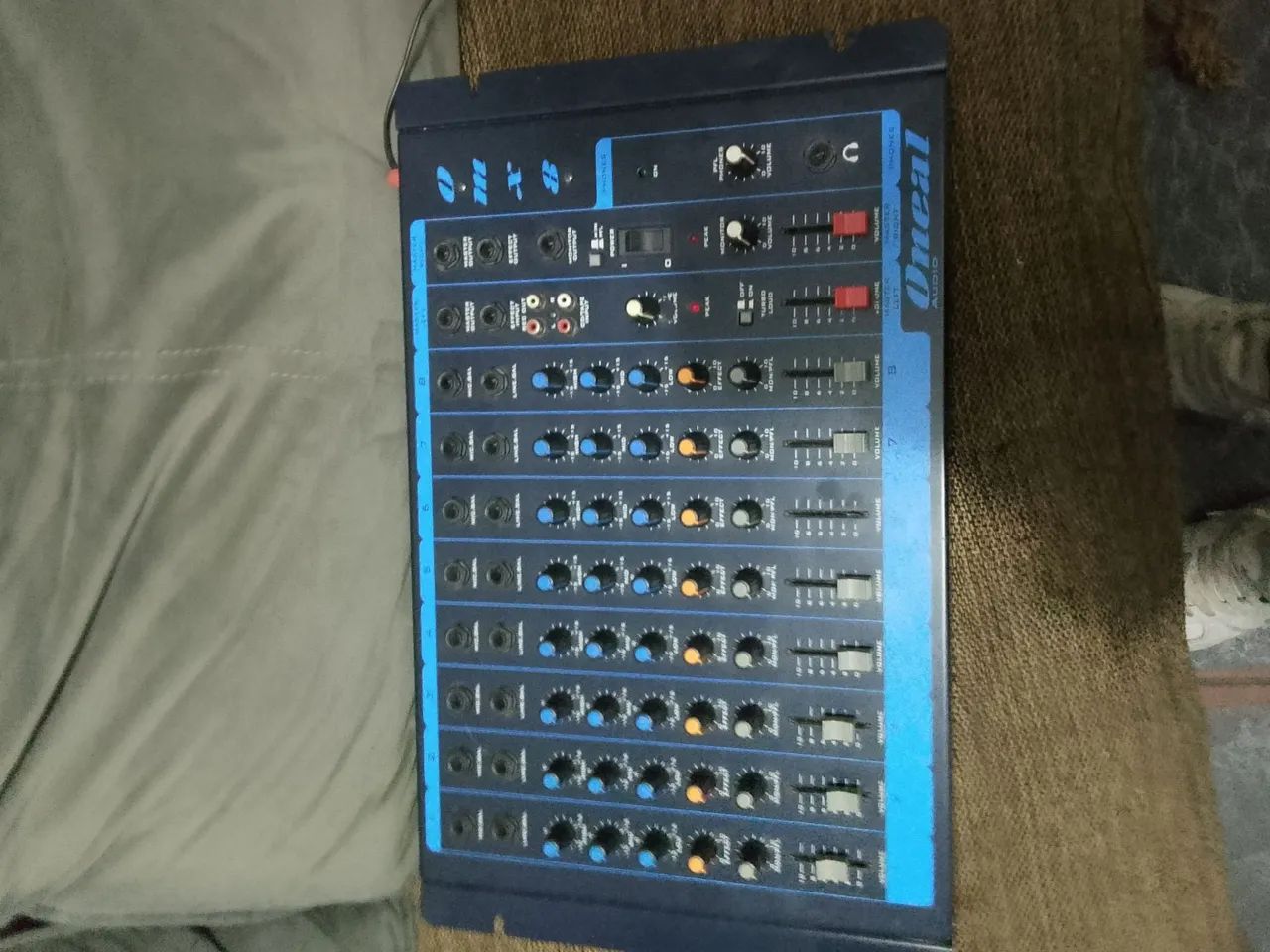 Mesa de som