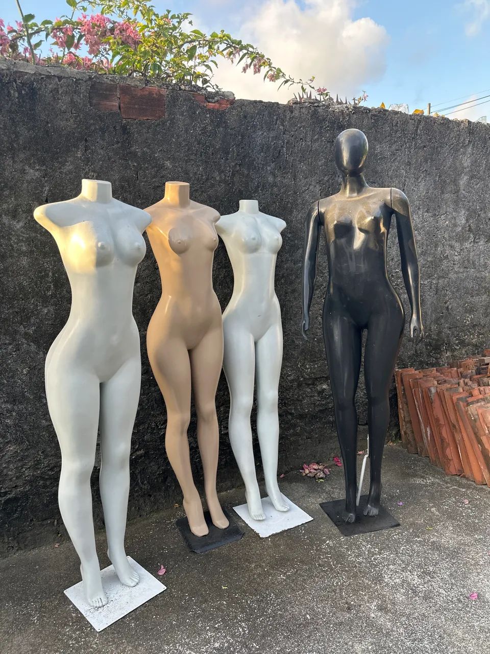 Vende-se 4 manequins  - Foto 2