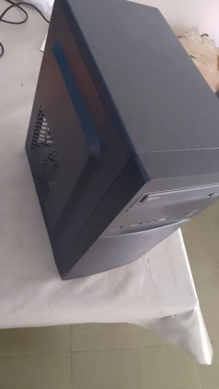 Gabinete PC com DRIVER CD/DVD
