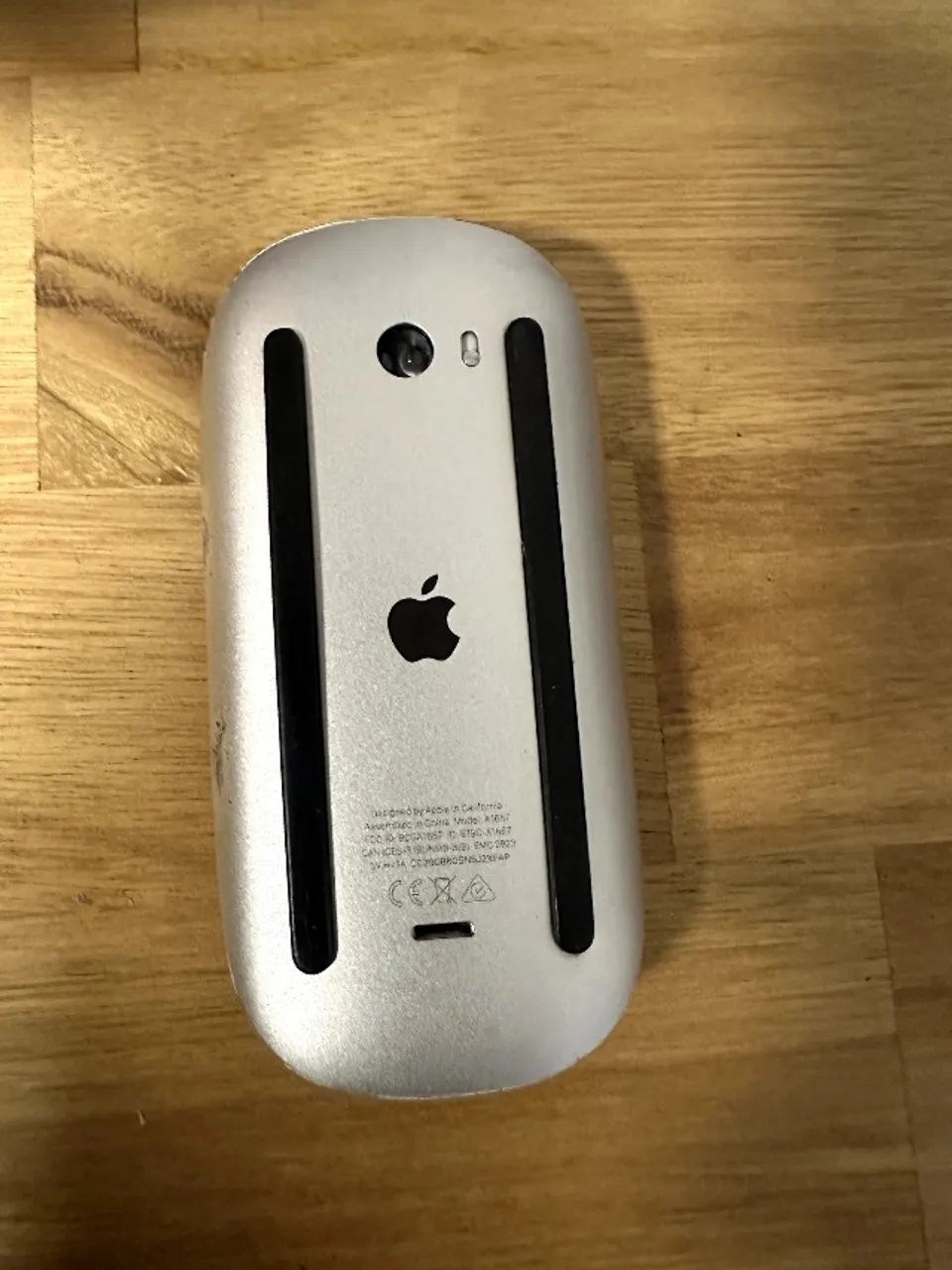 Apple Magic Mouse 2 A1657 Bluetooth Recarregável - Foto 2