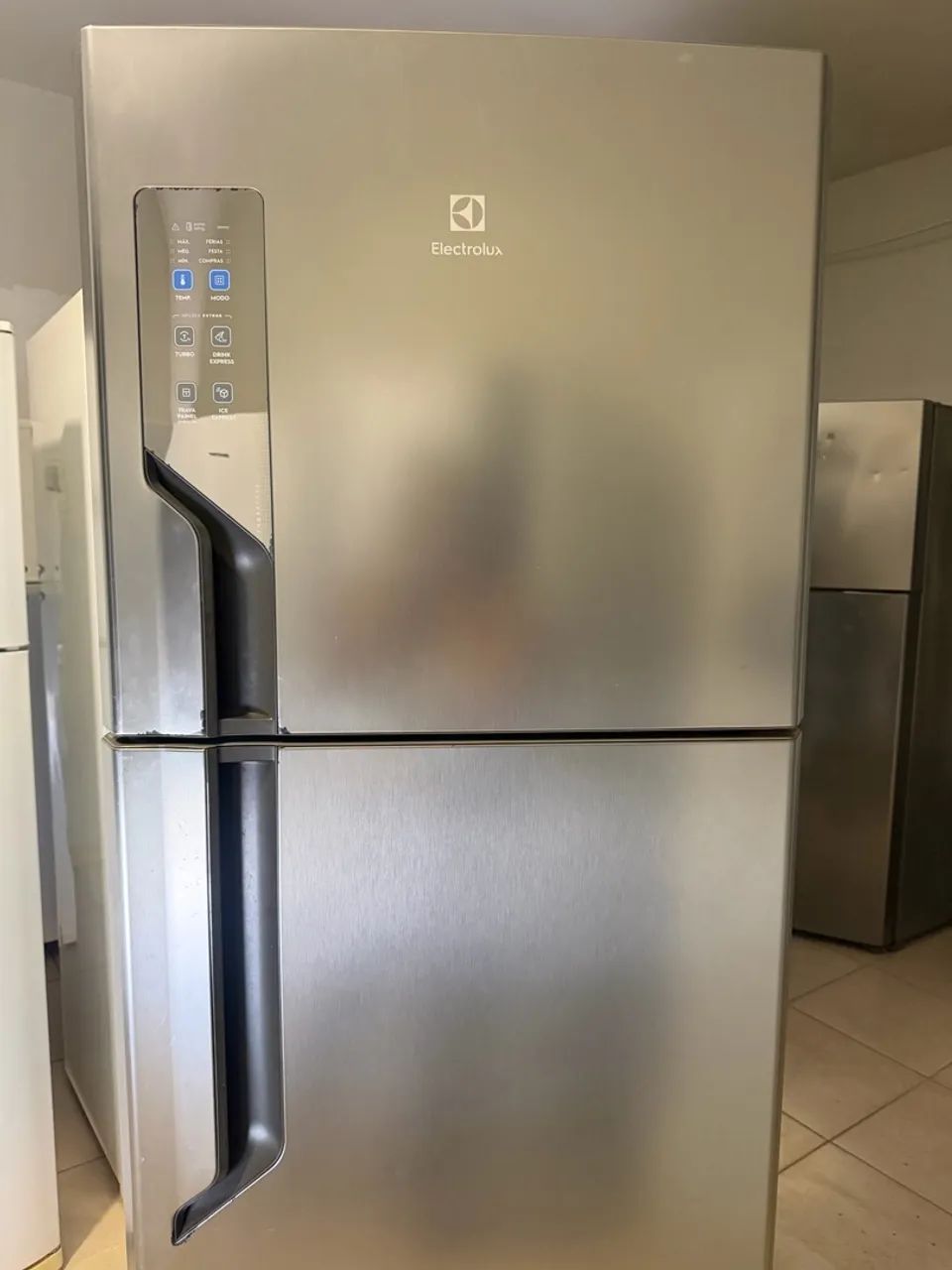 Geladeira Eletrolux Duplex Semi nova inox 110v - Foto 2