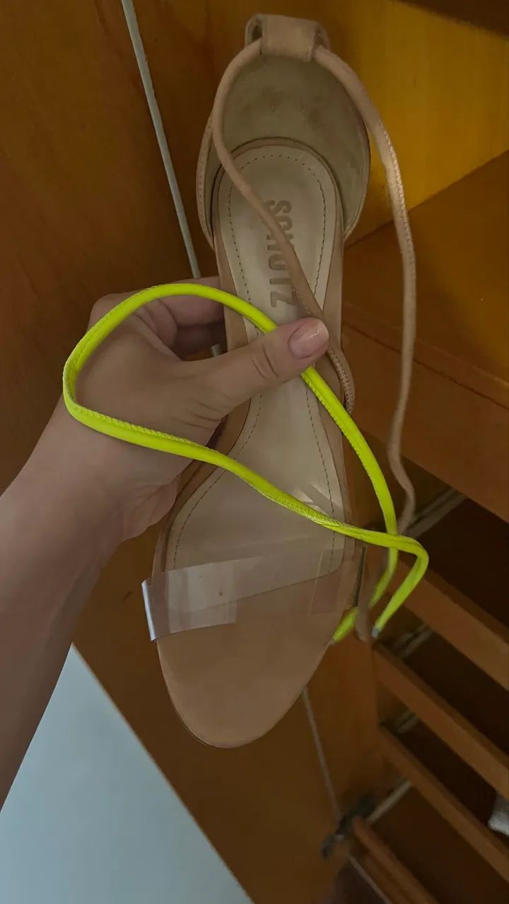 Sandália salto Schütz  - Foto 3