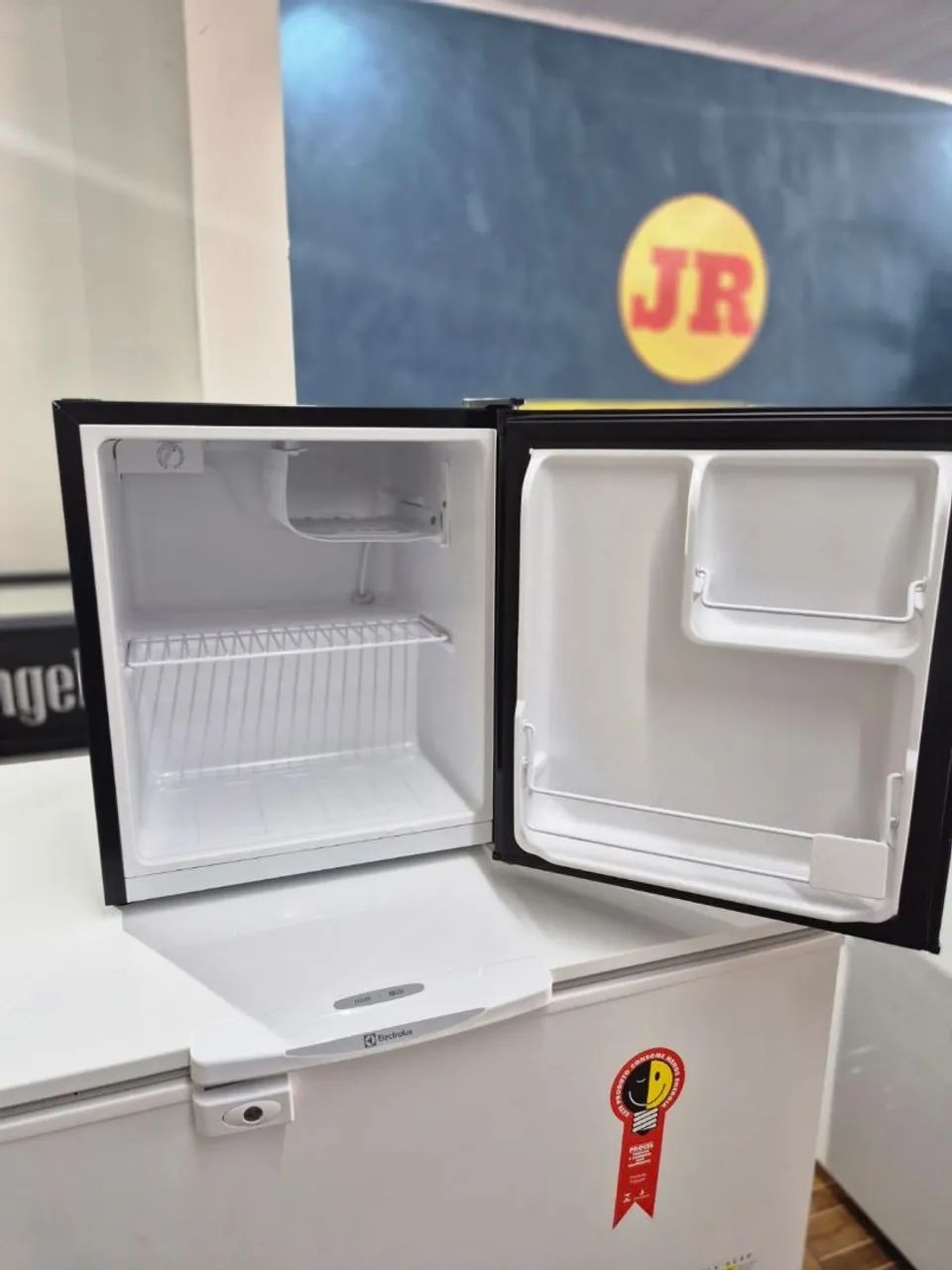 Frigobar Philco Black - Foto 2