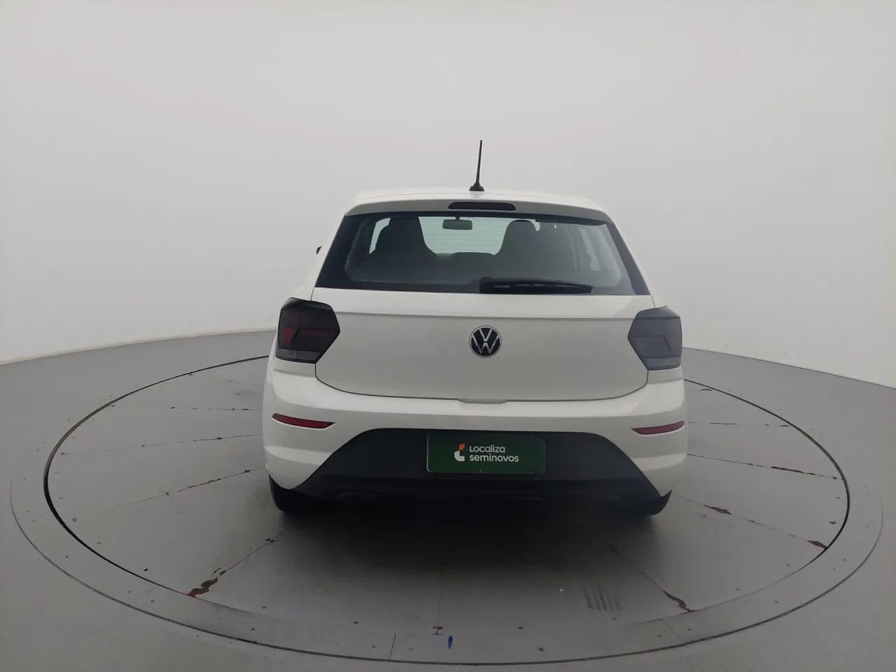 Volkswagen Polo Track 1.0 Flex 12V 5p, foto 4 de 18