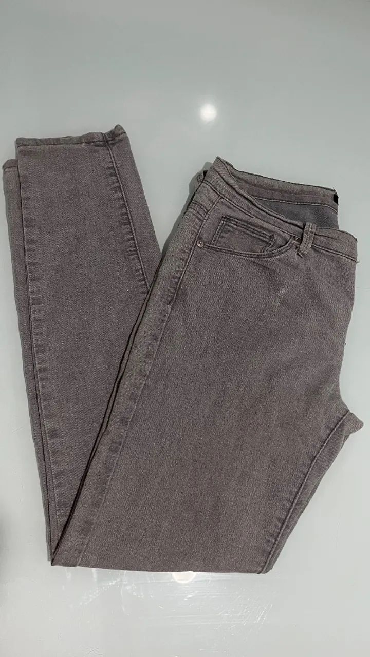 Calça jeans cinza 40