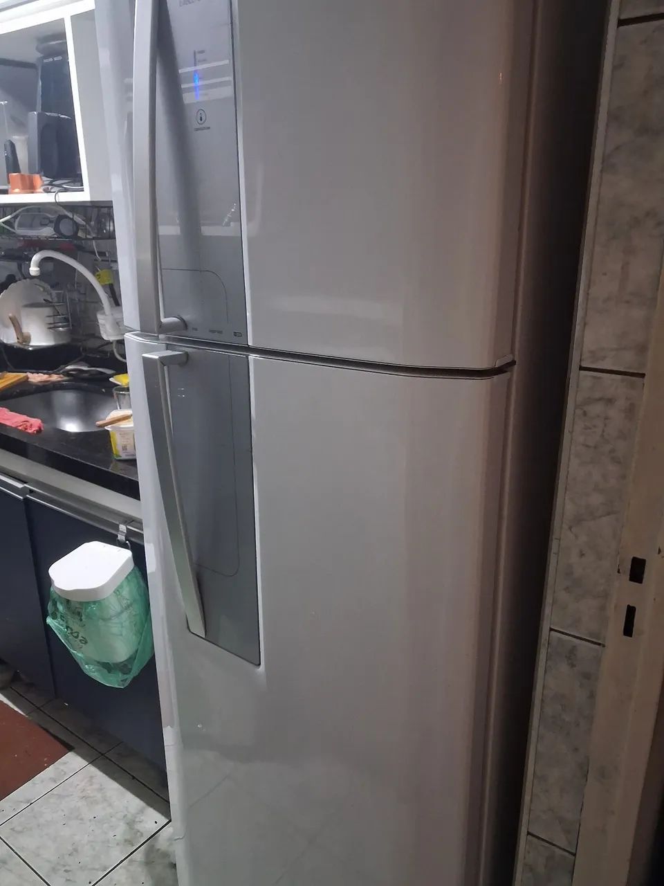 Geladeira eletrolux  380 litros  - Foto 2