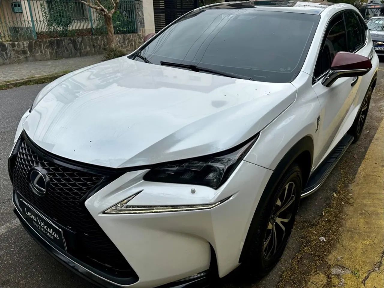 Lexus NX-200t F-sport 2.0 16V 238cv Aut., foto 5 de 17