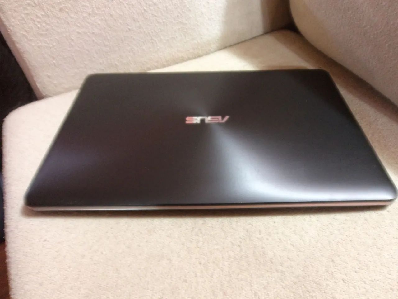 ASUS Pro Notebook, 10 GB RAM, Intel Core i5 5th Gen, 128 GB SSD, 1 TB HDD, NVIDIA GeForce Graphics Card, Only R$1,200
