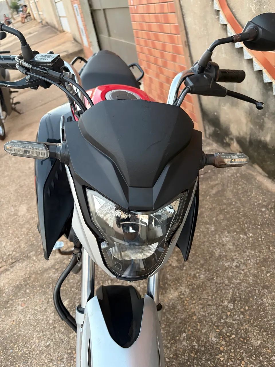VENDO TITAN 2023  - Foto 2