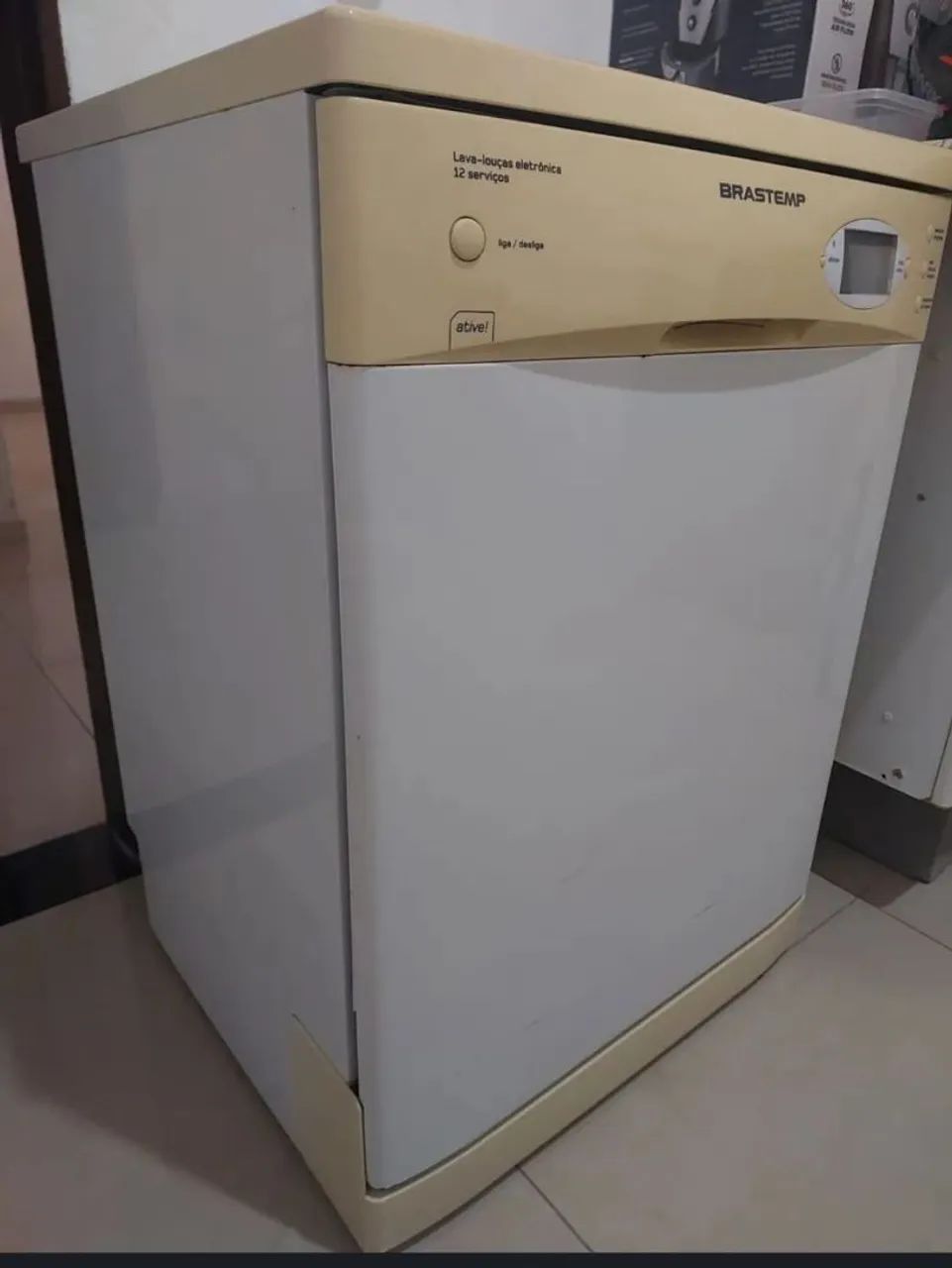 Máquina de lavar louça 