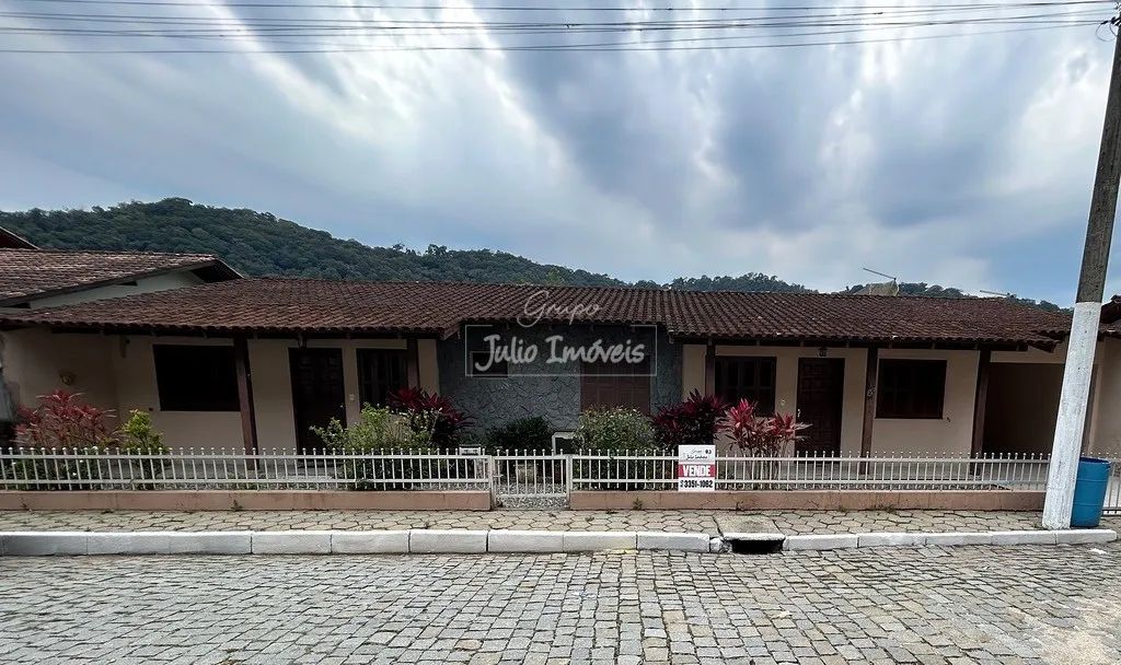 Casa semimobiliada no Centro II de Brusque - Foto 2