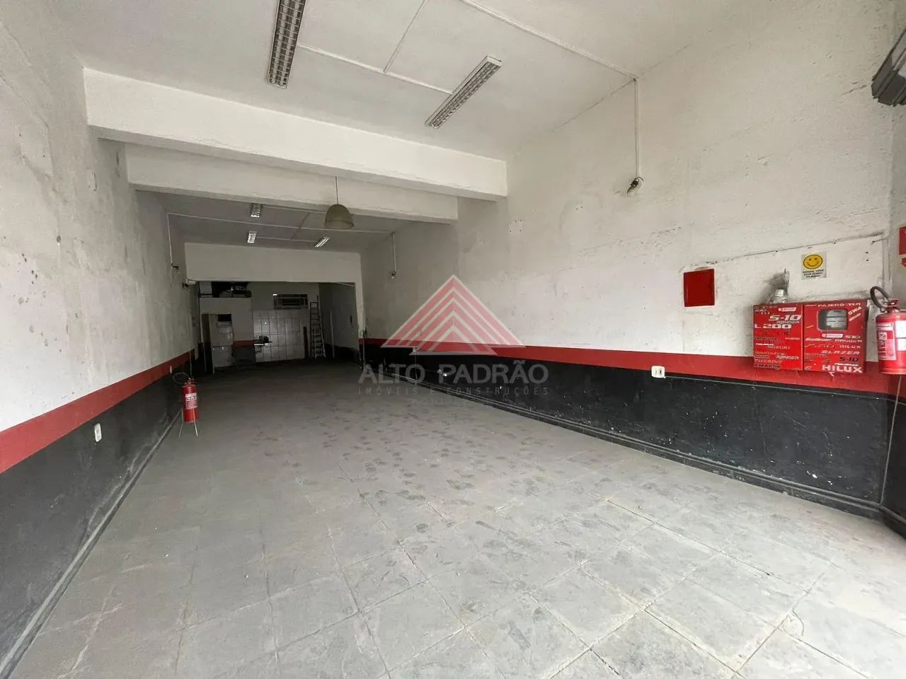 Box/Garagem para locação, Matriz, Mauá, SP