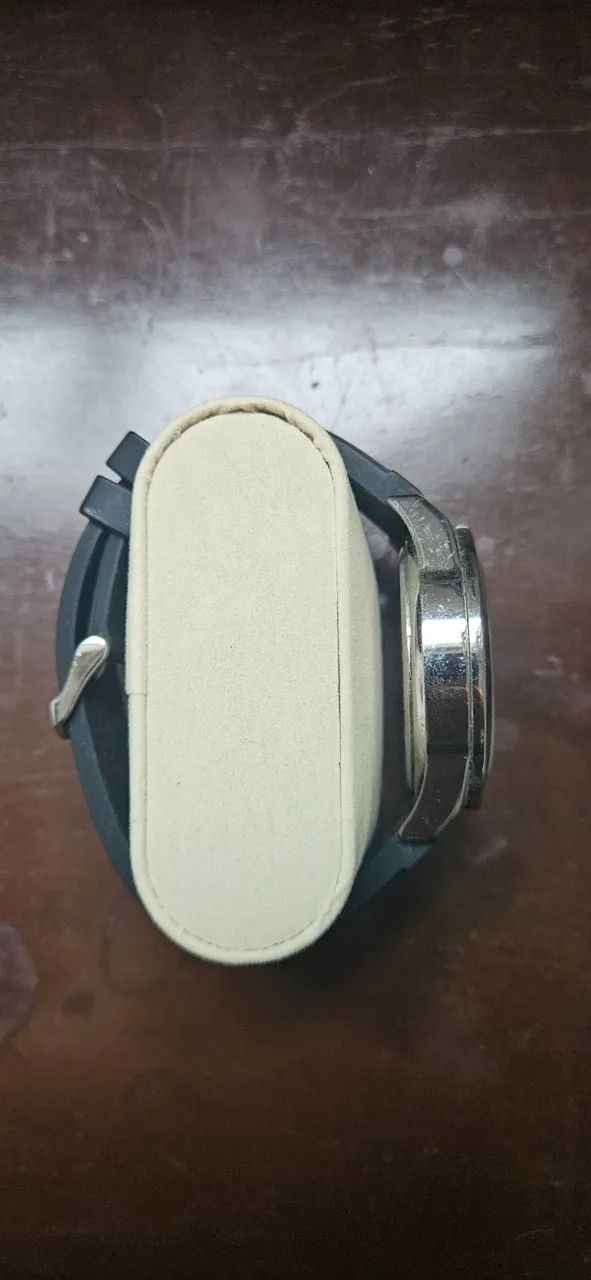 Relogio Tommy Hilfiger Original Branco/Prateado com pulseira Preta - Foto 2