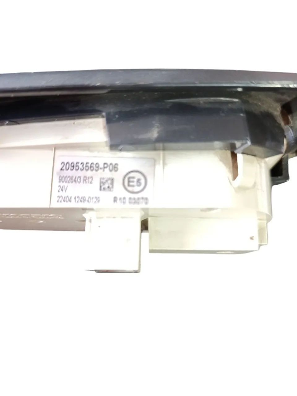 Botão De Luz C/ Moldura Volvo Fh 540 2013 20953569
