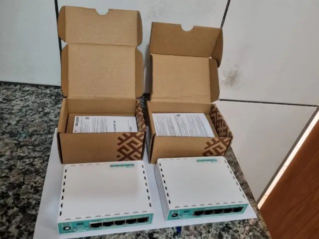 MikroTik hEX RB750Gr3 - Foto 4