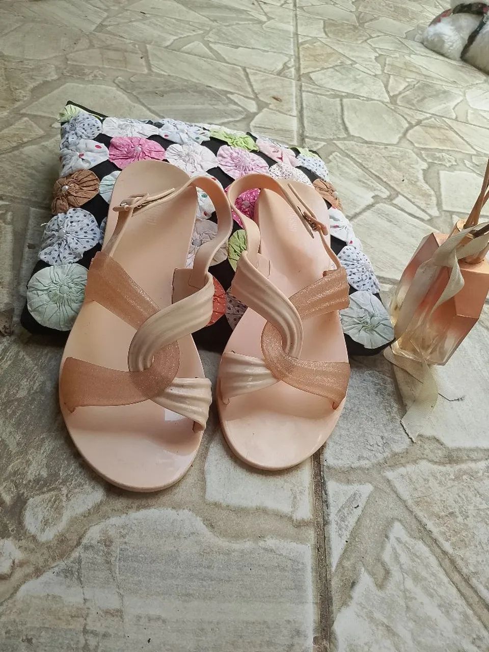 Lote de roupa e calçados  - Foto 5