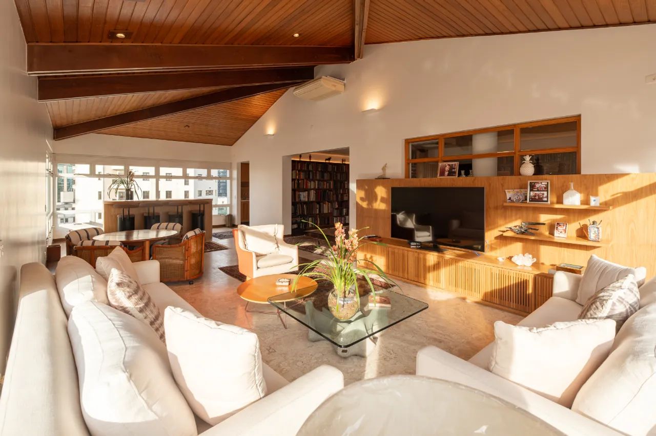 Duplex para venda e locação em Itaim Bibi com 3 quartos, sendo 3 suítes, 384m² - Foto 3