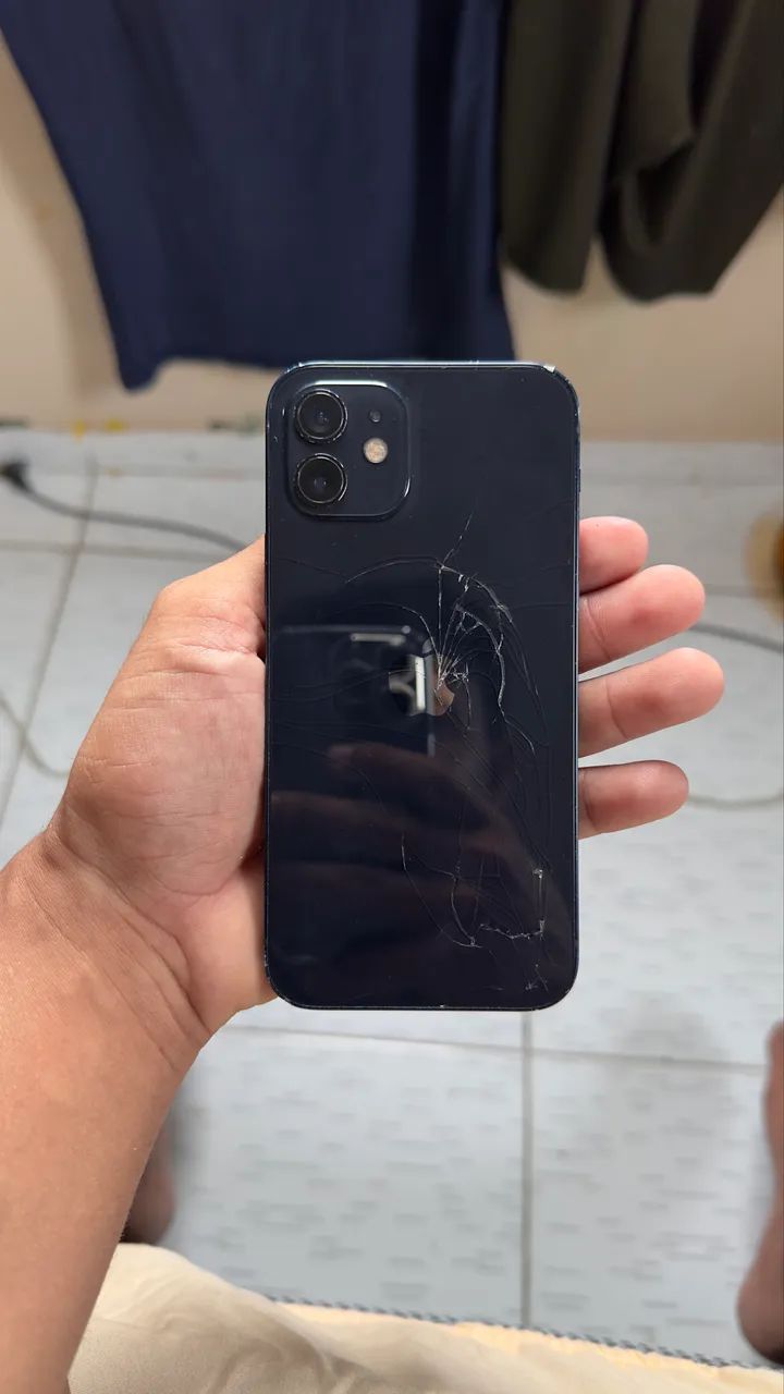 iPhone 12  - Foto 3