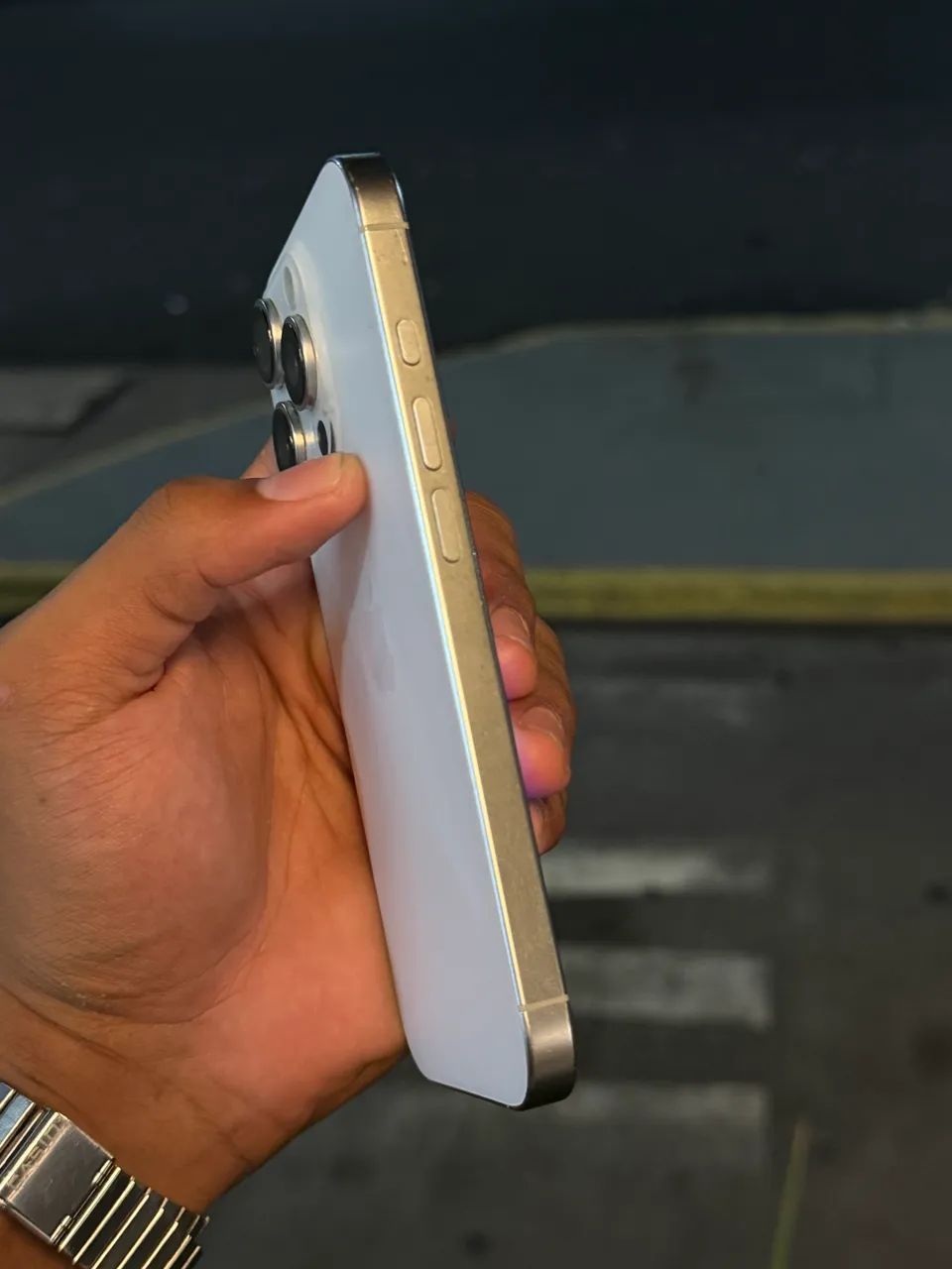 iPhone 16 pro
