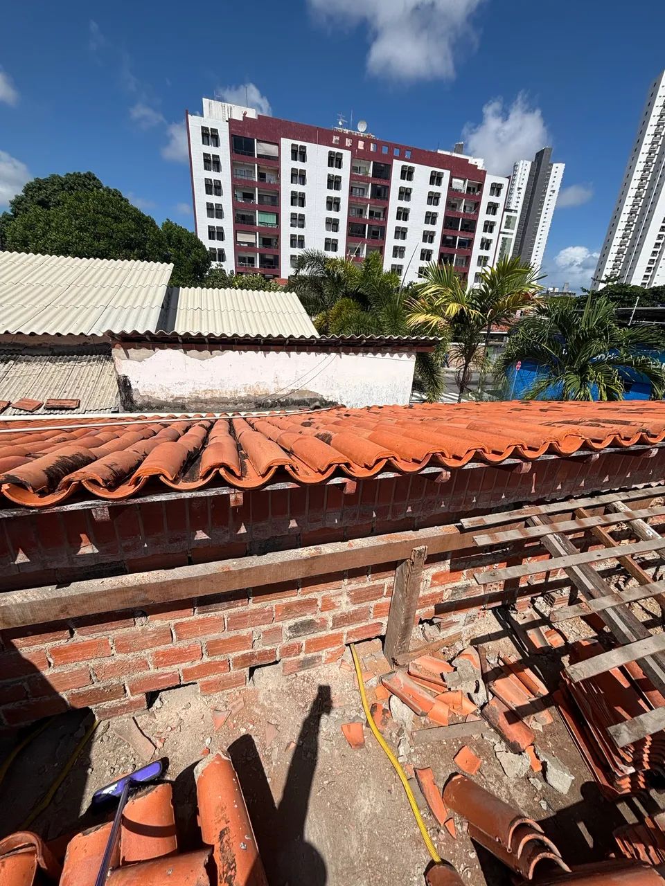 Pedreiro telhadista  e reformas em geral  - Foto 2
