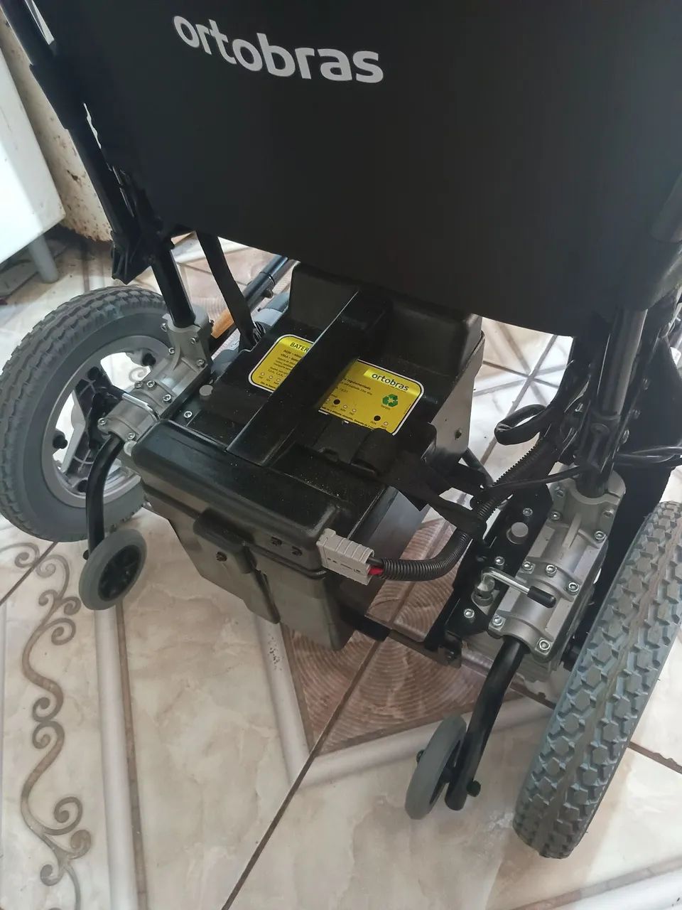 Cadeira de rodas elétrica  - Foto 4