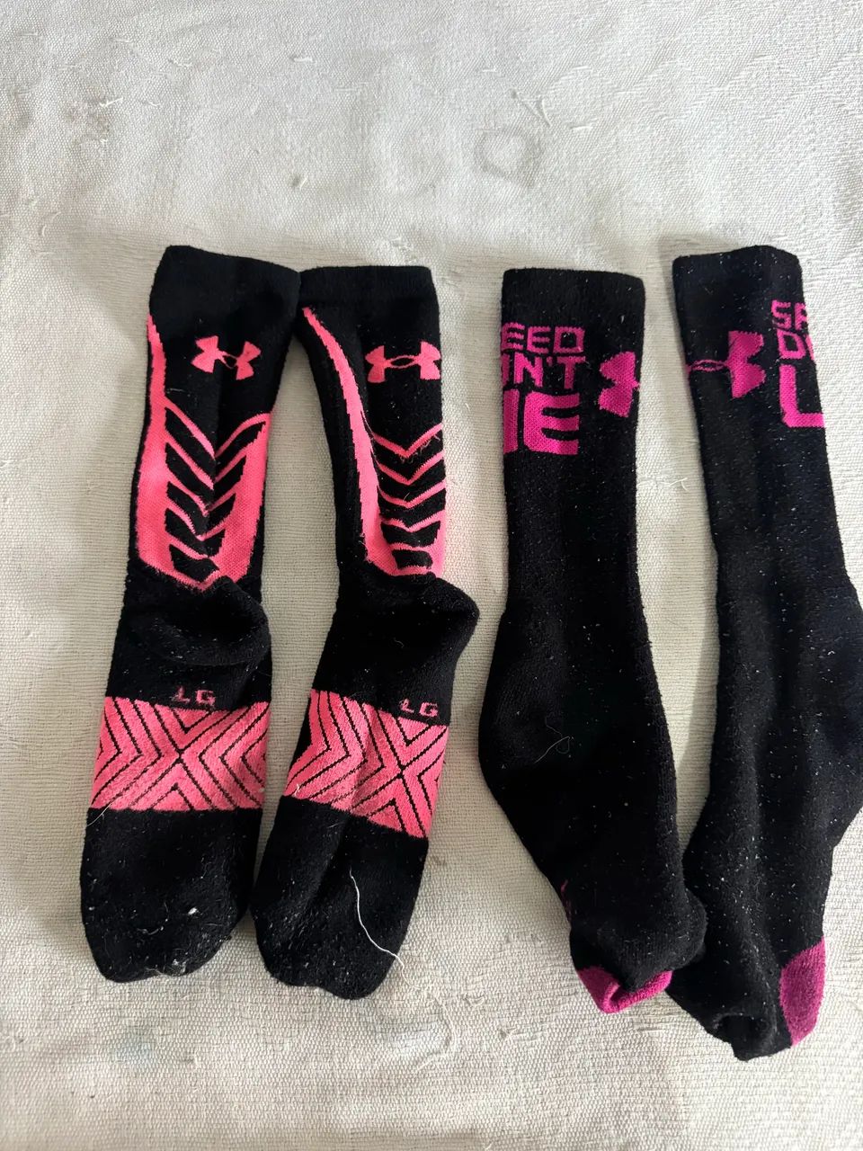 2 pares de meia under Armour 38/44 (g) 