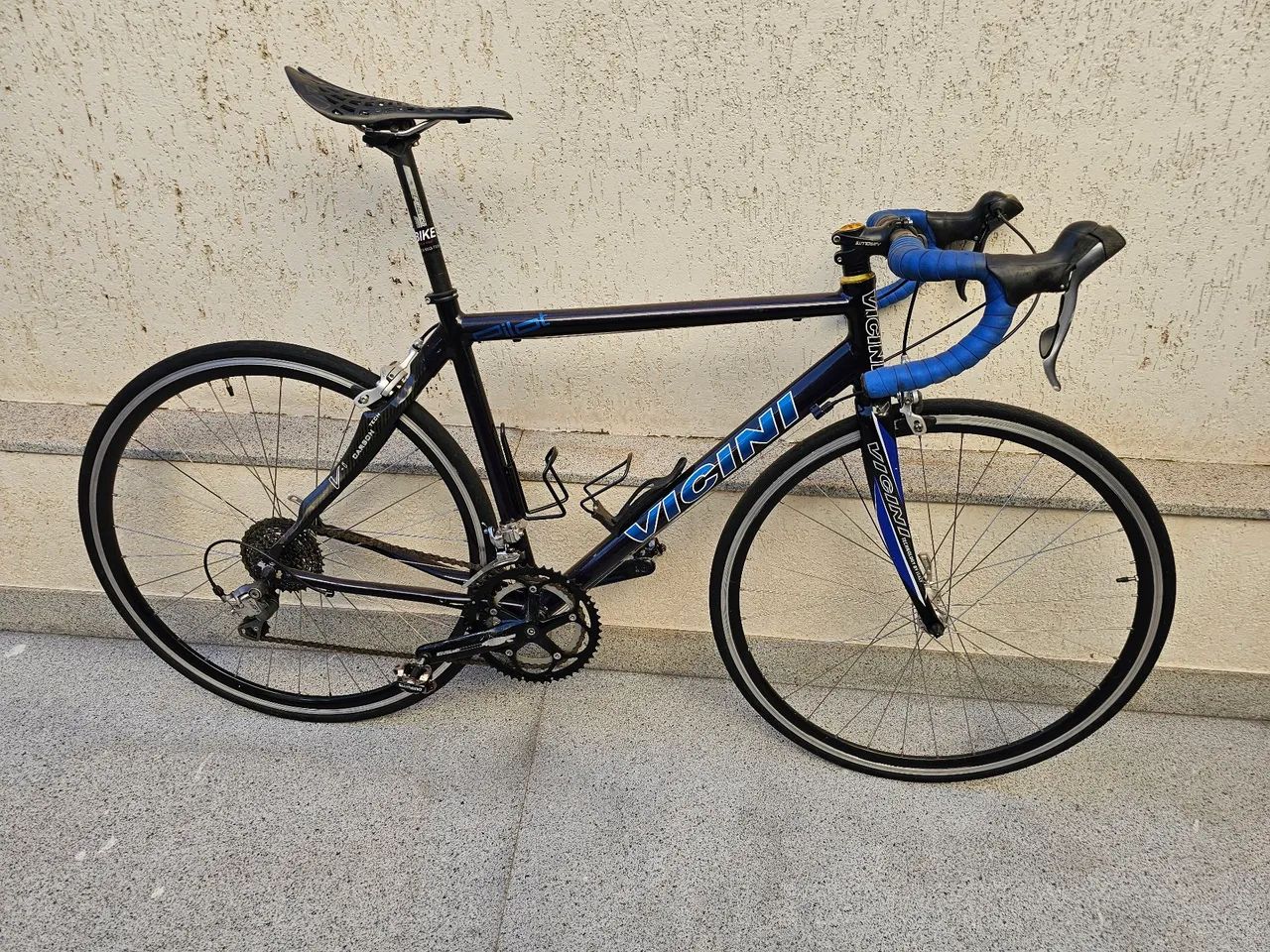 Bicicleta Speed Vicinitech 52 carbono e alumínio