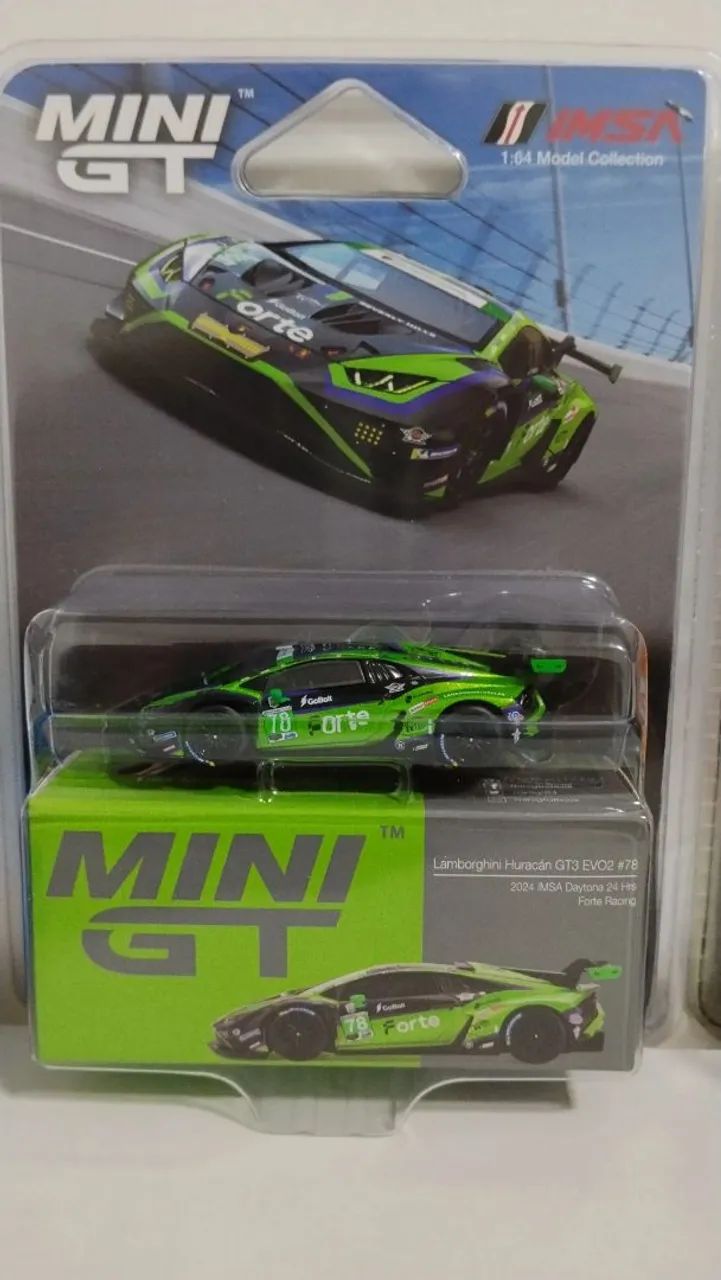 Vendo miniaturas mini GT  - Foto 2
