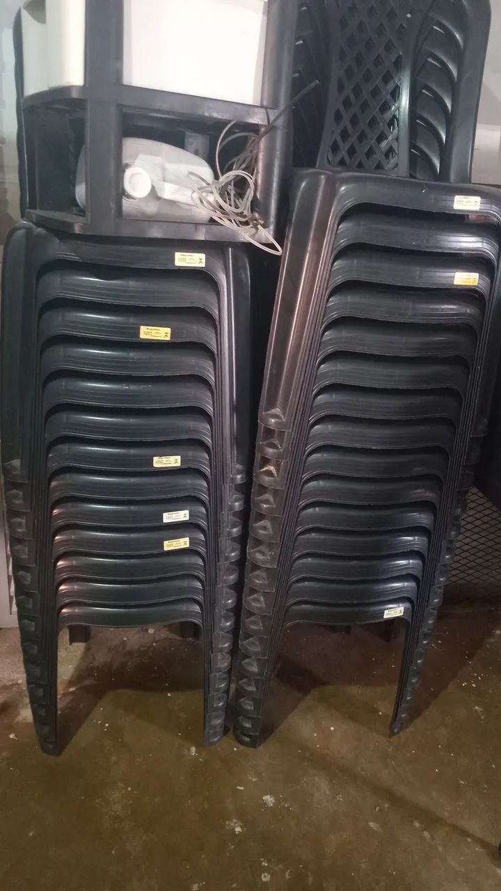 Conjuntos mesas e cadeiras plástico comercial  - Foto 3
