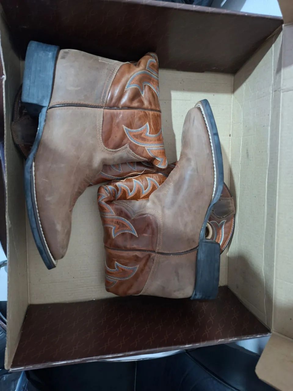 Botas Jacomo de couro - Foto 2