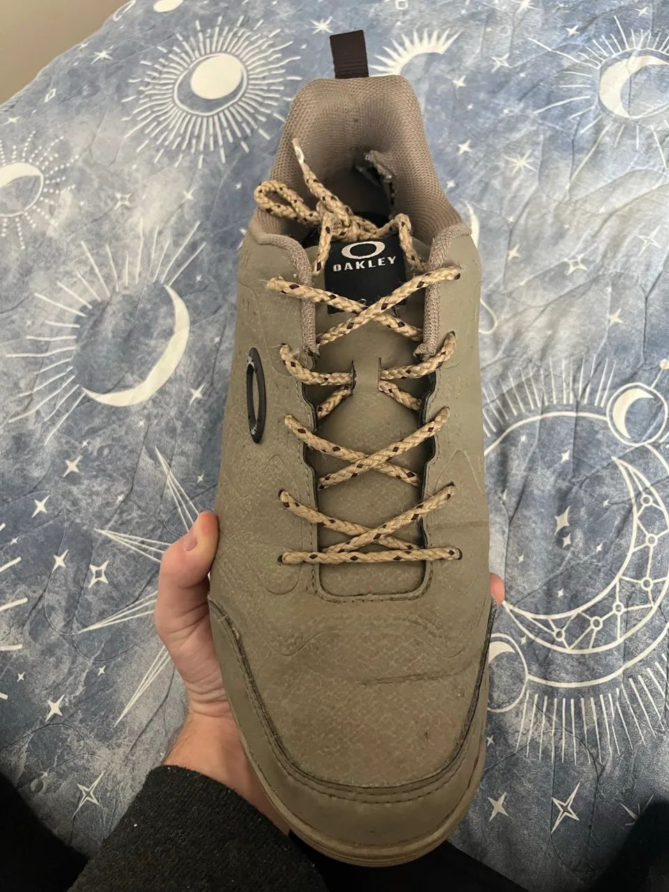 Bota Oakley 