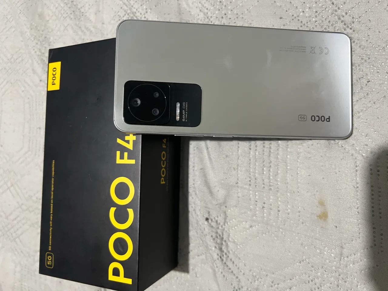 Poco F4