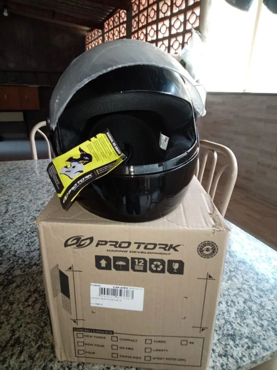 Capacete Novo - Foto 2