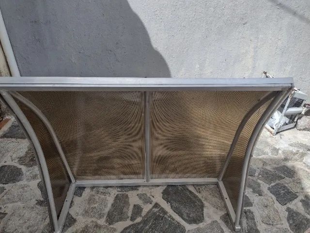 Toldo em acrílico 