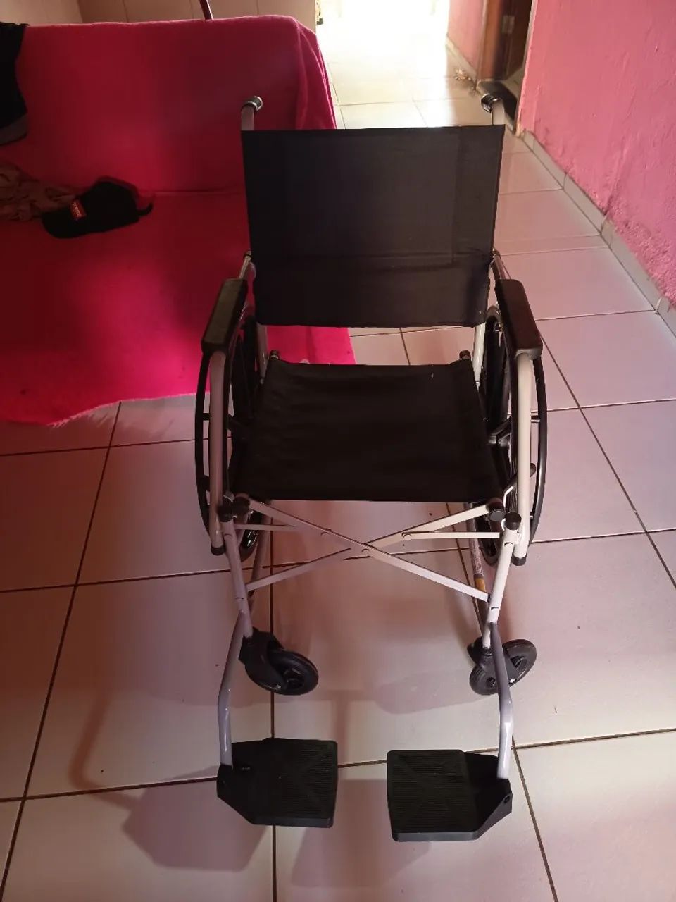 Cadeira de Rodas dobrável  - Foto 4