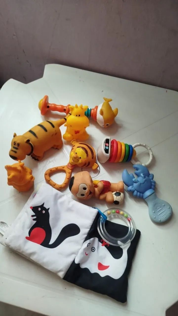 Lote de brinquedos. - Foto 2