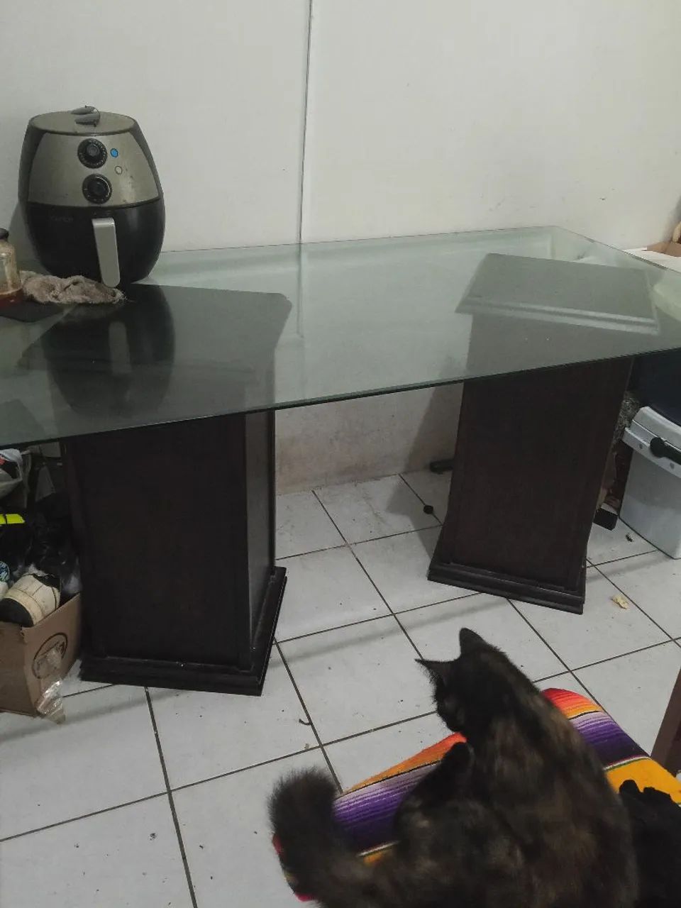 Vende-se mesa de vidro 90x1,60 