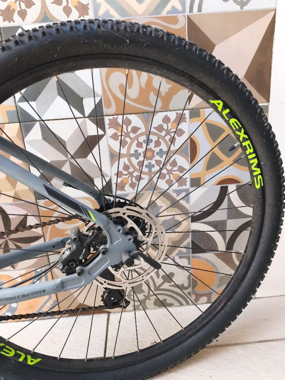 Bicicleta Oggi Hacker Sport 2024 Aro 29 - Foto 5