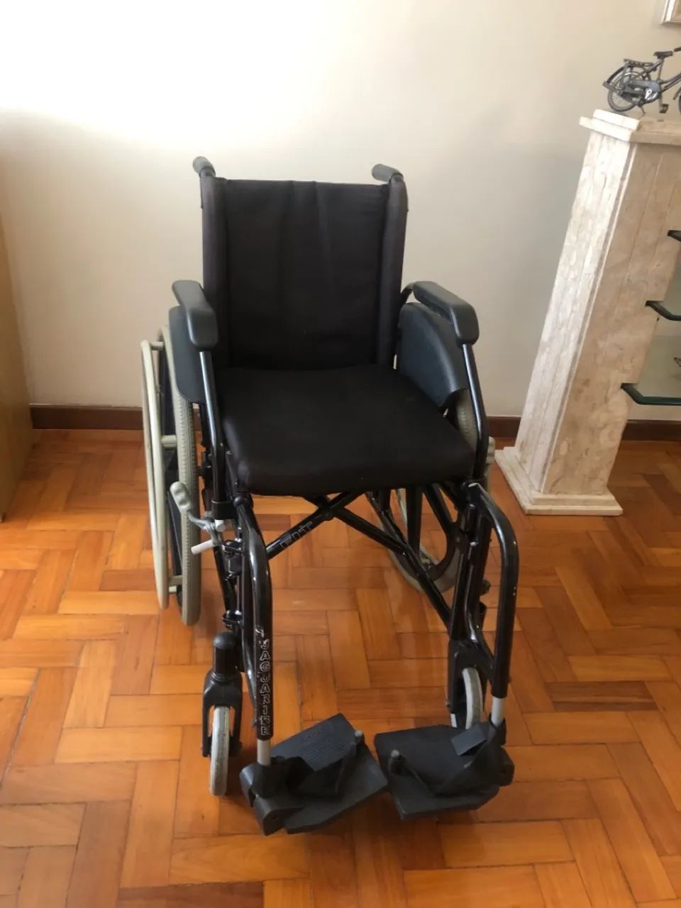 Cadeira de Rodas - Foto 3