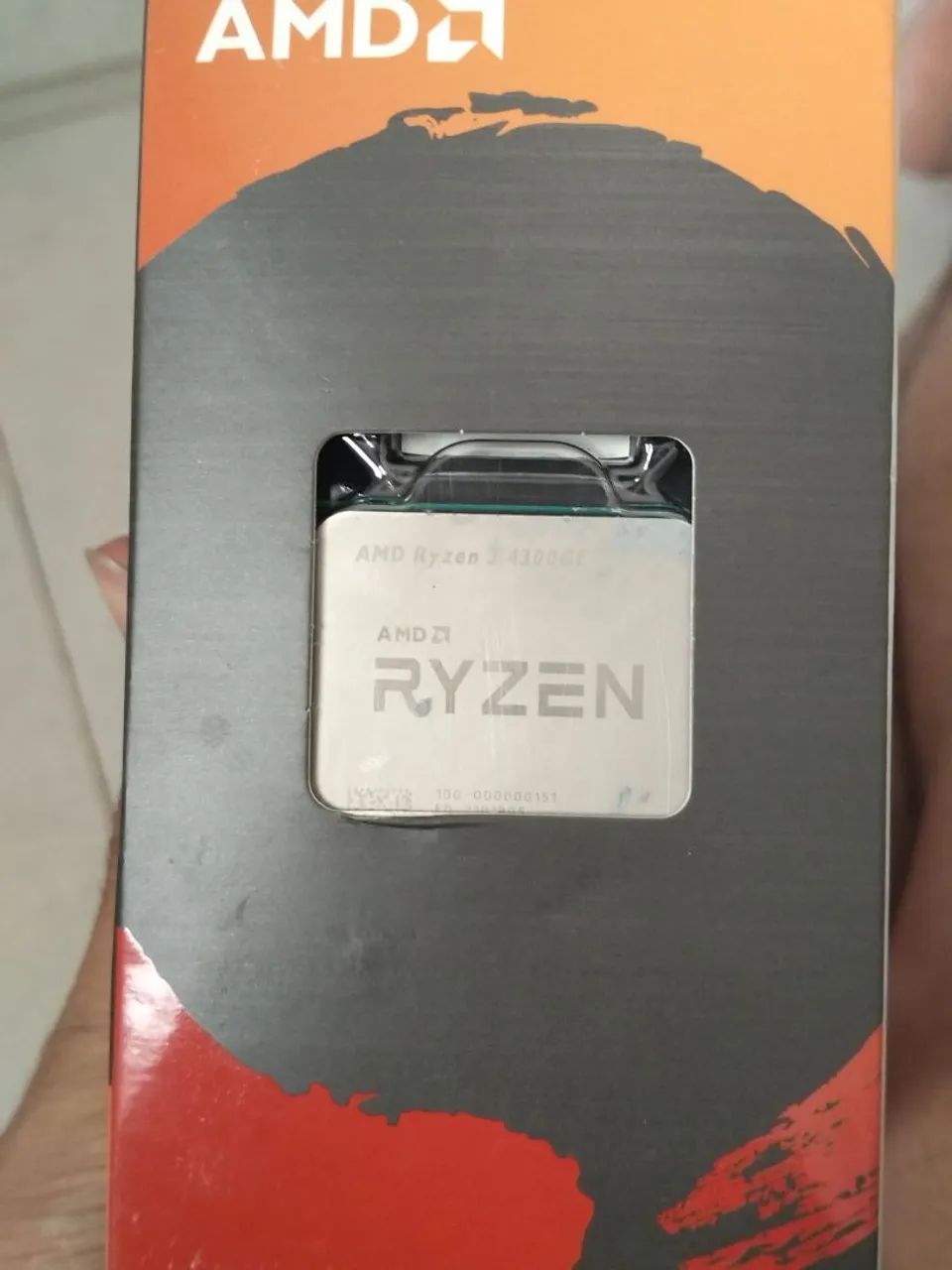 Ryzen 3 4300GE - Foto 2