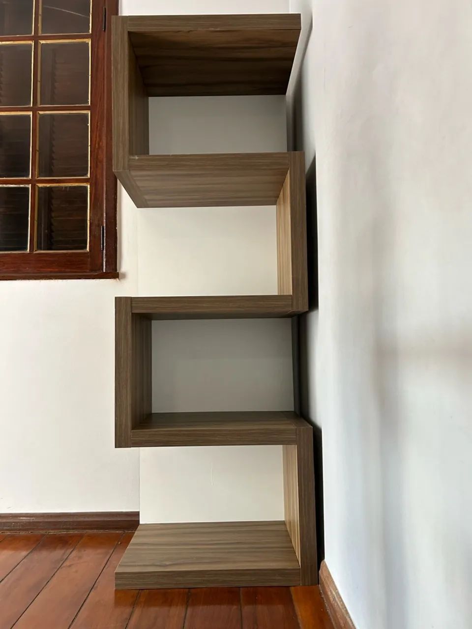 Prateleira de canto  - Foto 2
