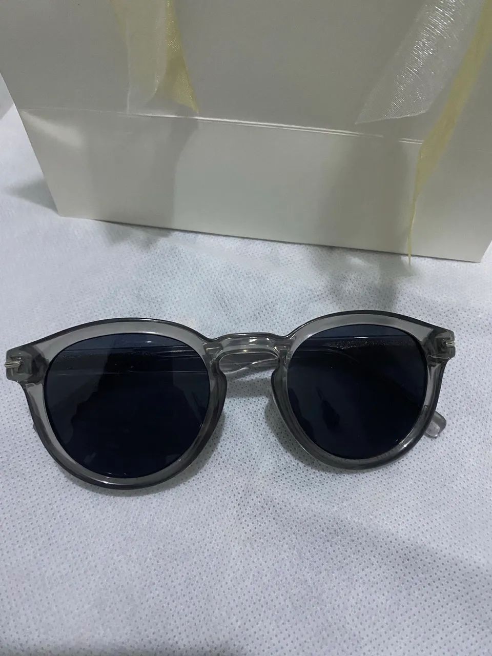 Óculos de sol comprado na Europa - Foto 2